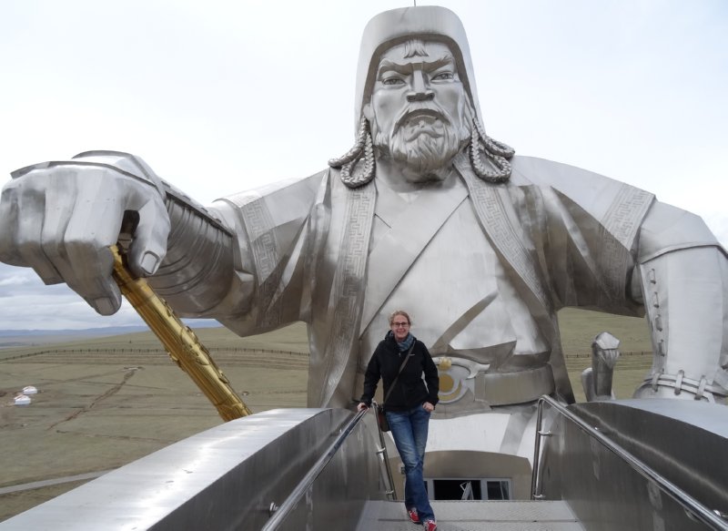 Ulaanbaatar - Gengis Khan monument