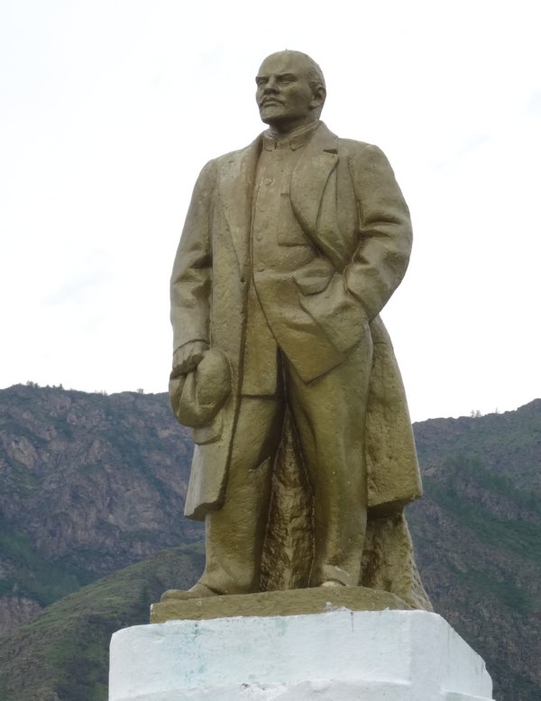 Inya - beeld van Lenin