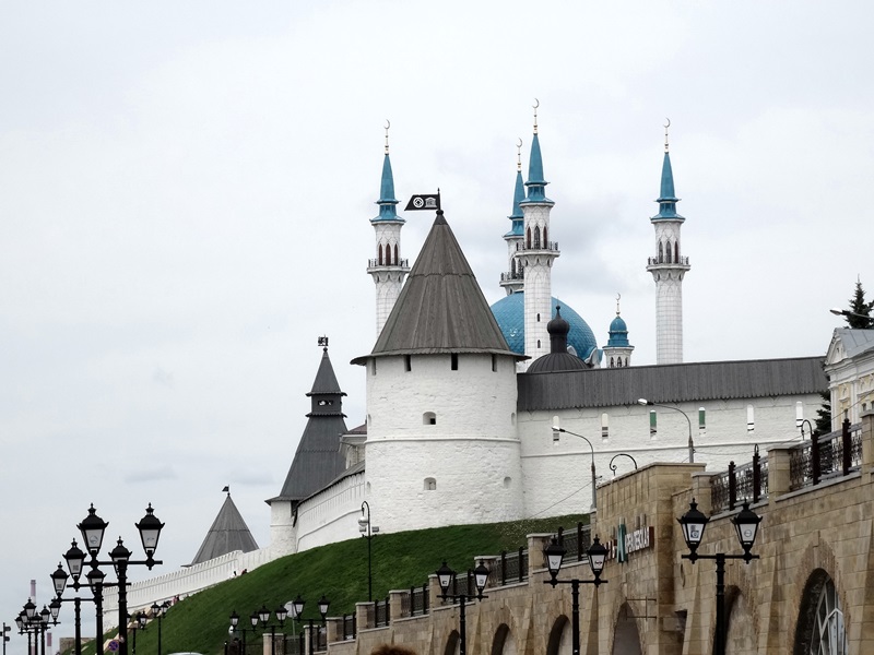 Kazan - kremlin - muur en Kul Sharif Moskee