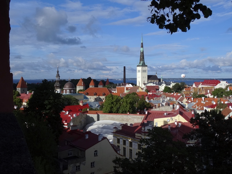 Tallinn - Toompea - uitzicht over oude stad